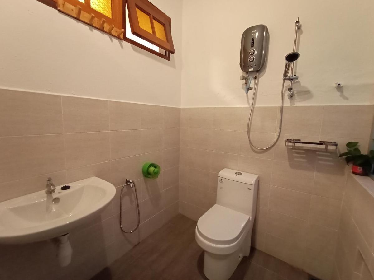 Sydney Backpackers Jonker Street Melaka Hostel Exterior photo